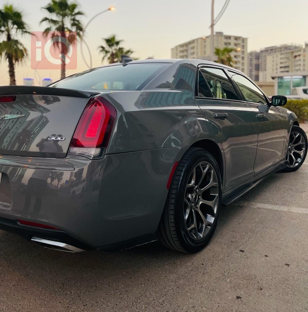 Chrysler 300